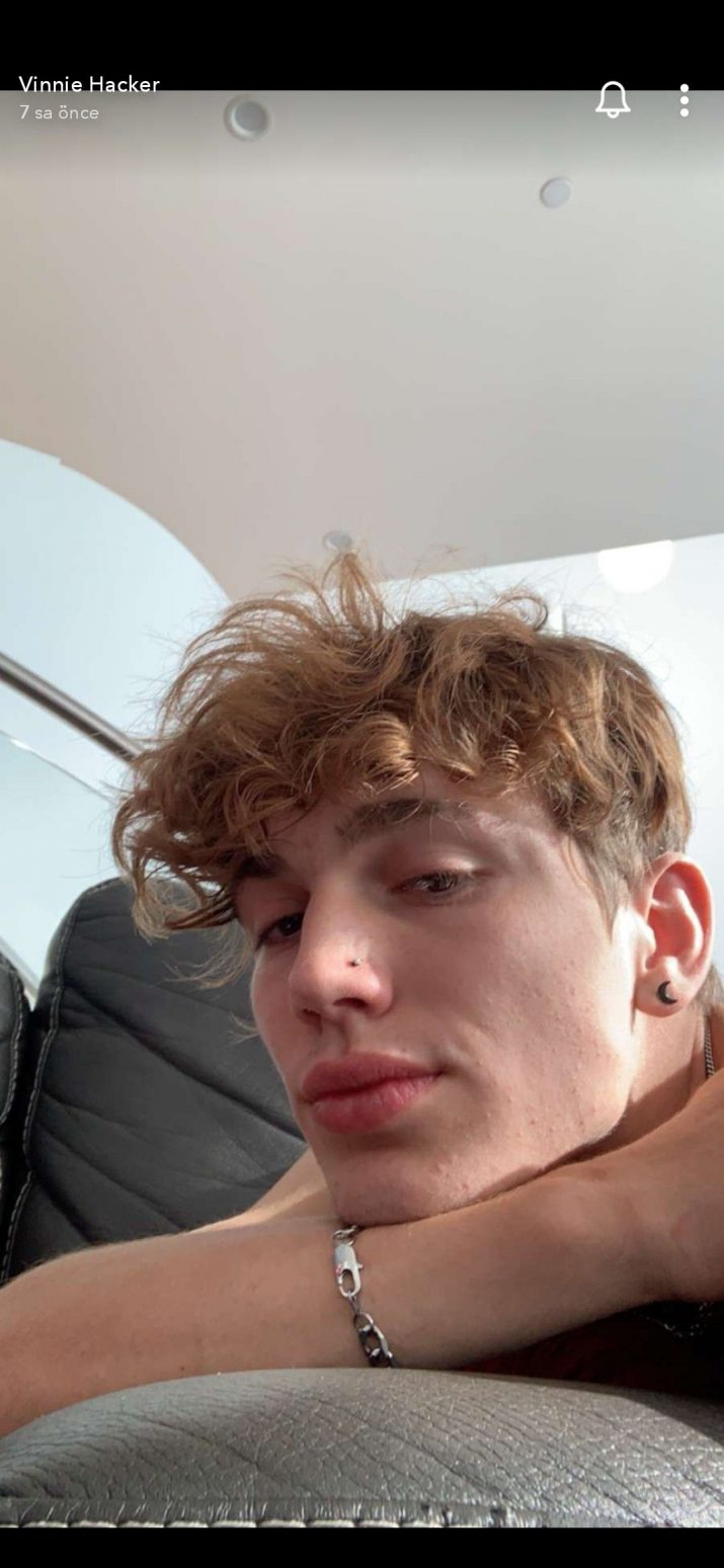 Vinnie Hacker Wallpaper 1