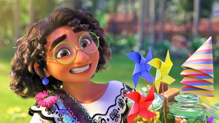 Cute Encanto Wallpaper 1