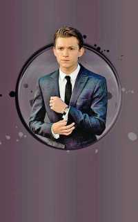 Cool Tom Holland Wallpaper 23