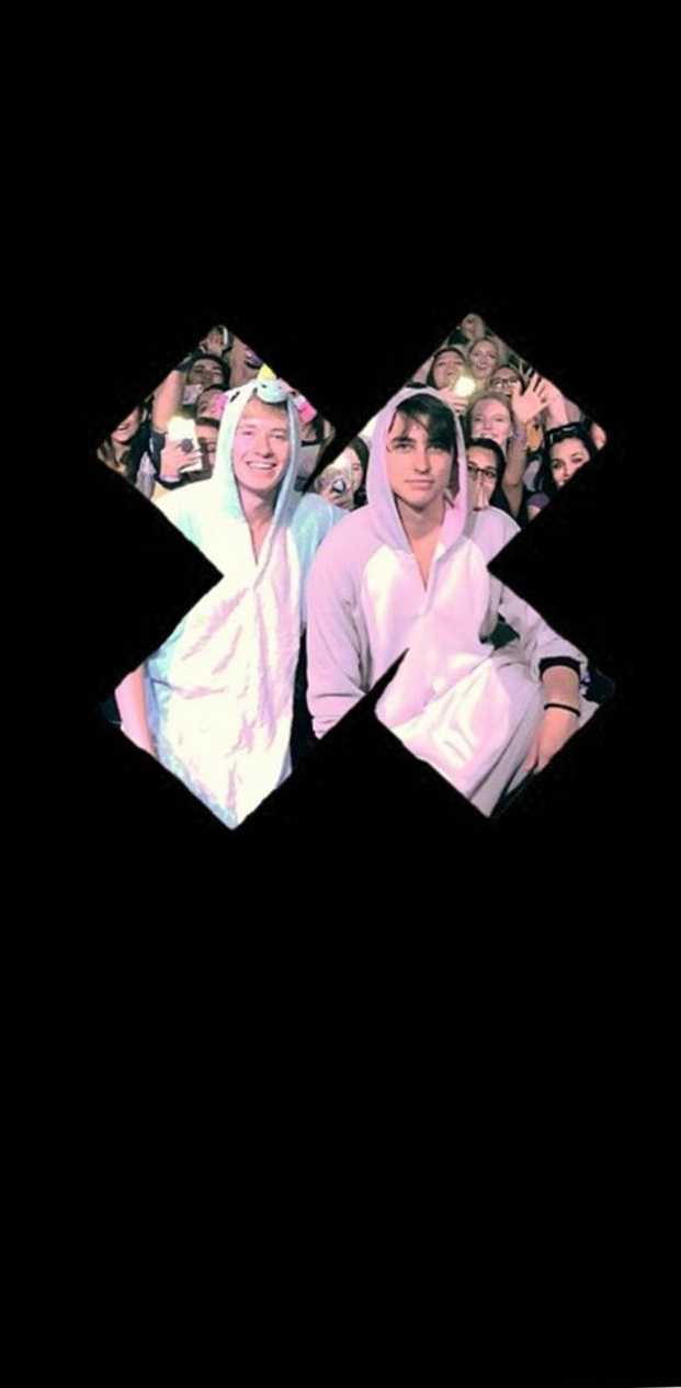 Mobile Sam and Colby Wallpaper 1