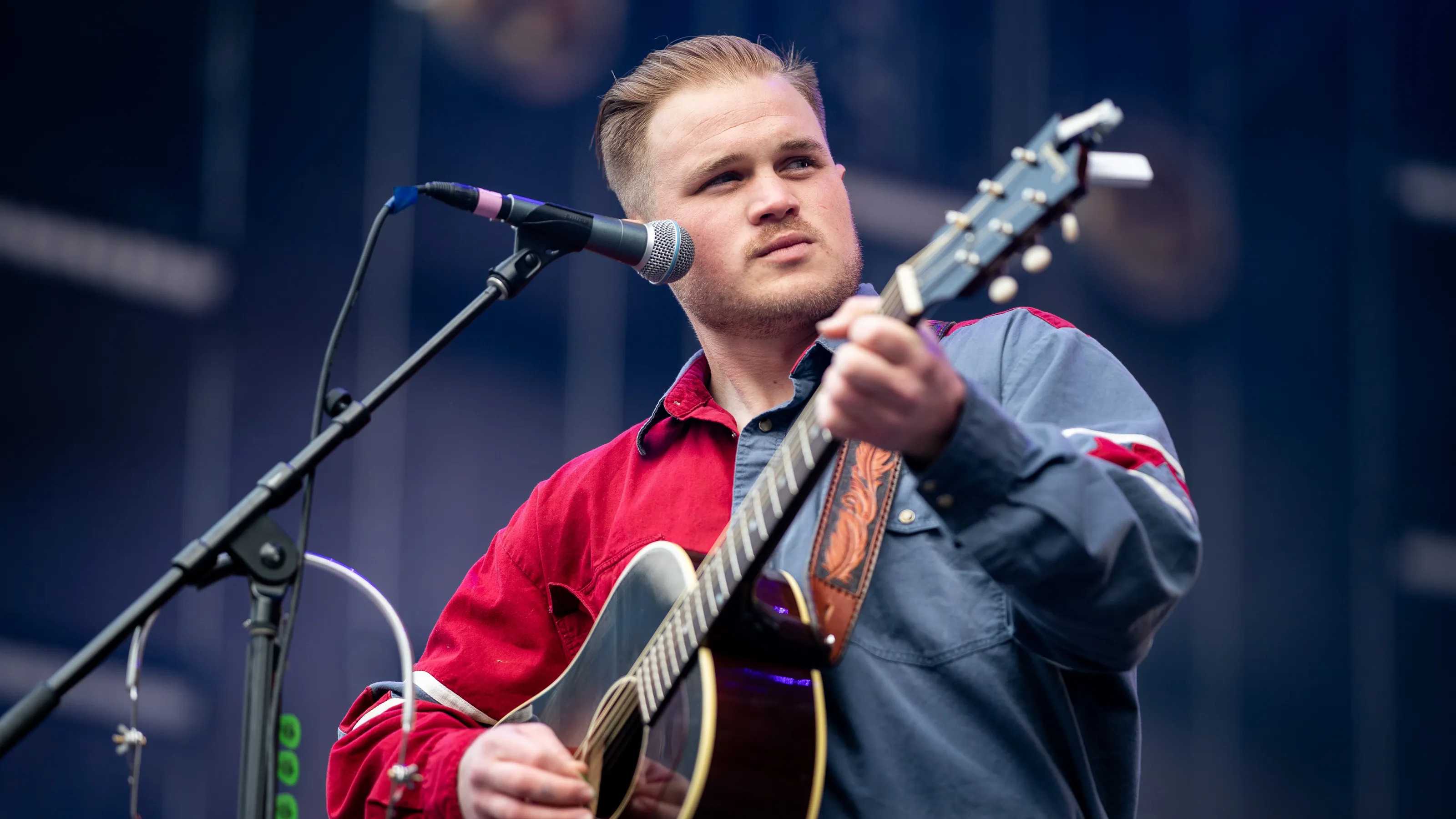 Zach Bryan Wallpaper - Wallpaper Sun